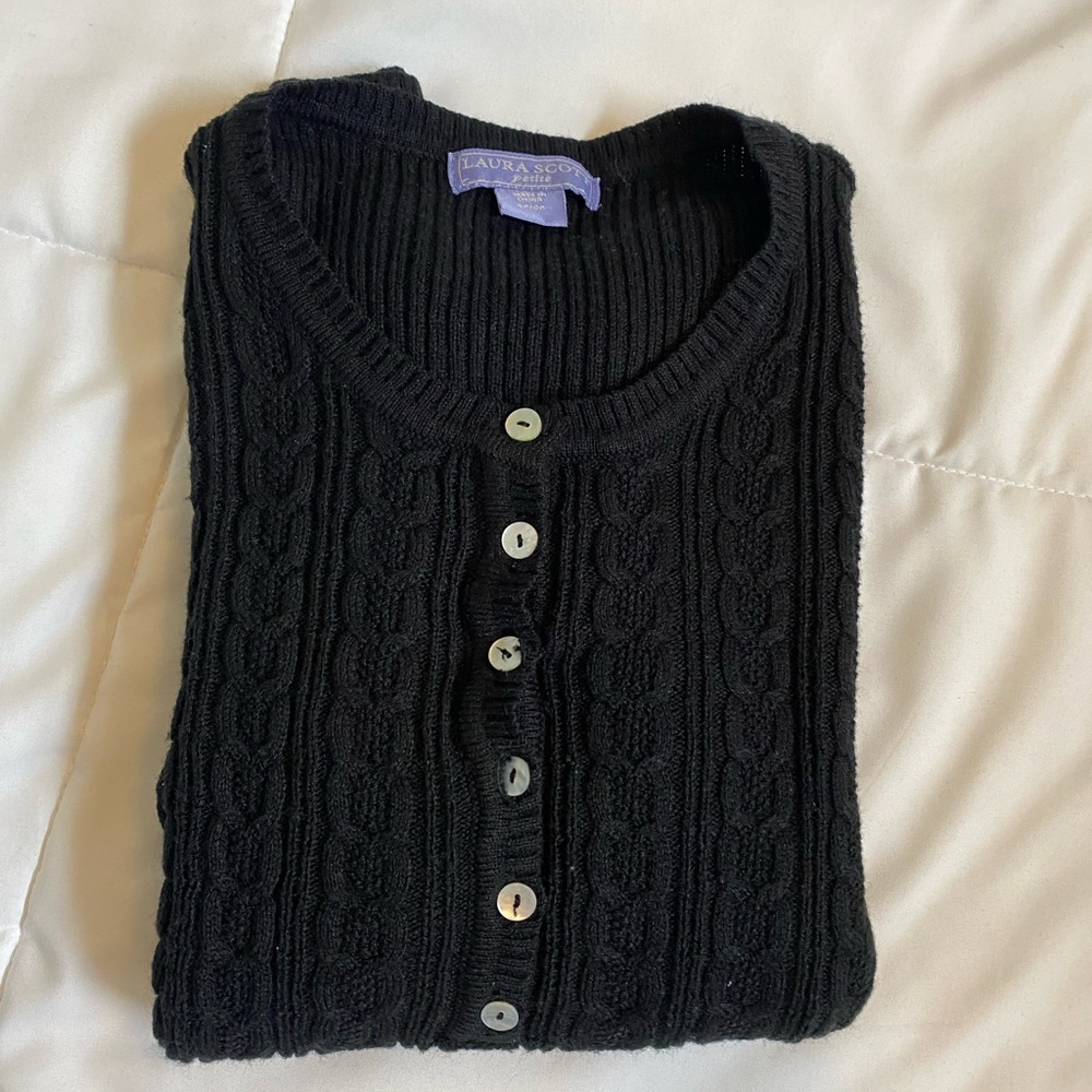 Laura Scott black button down size small